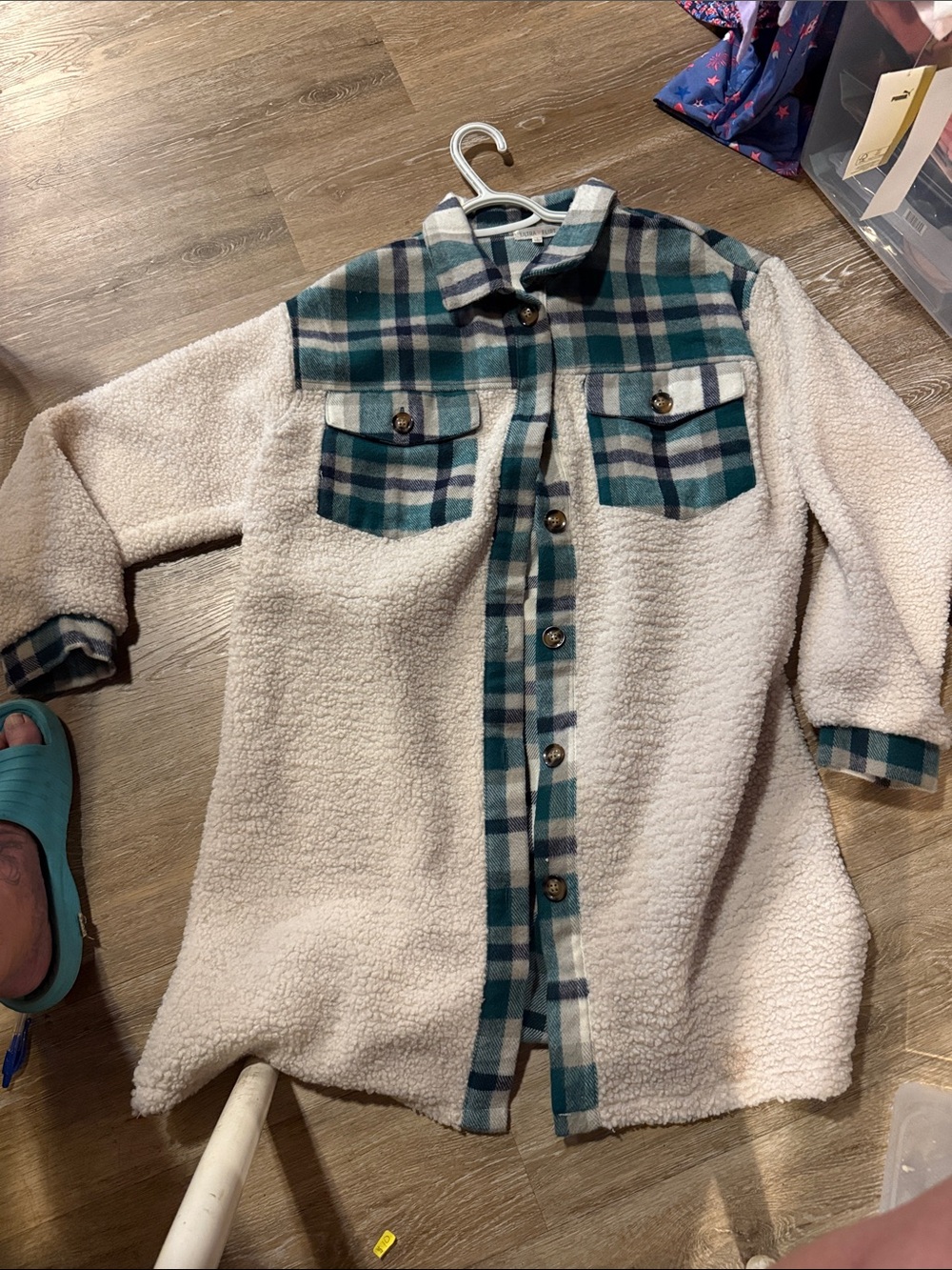Women’s Size Large Cozy Cream Sherpa Shacket with Teal Plaid Accents